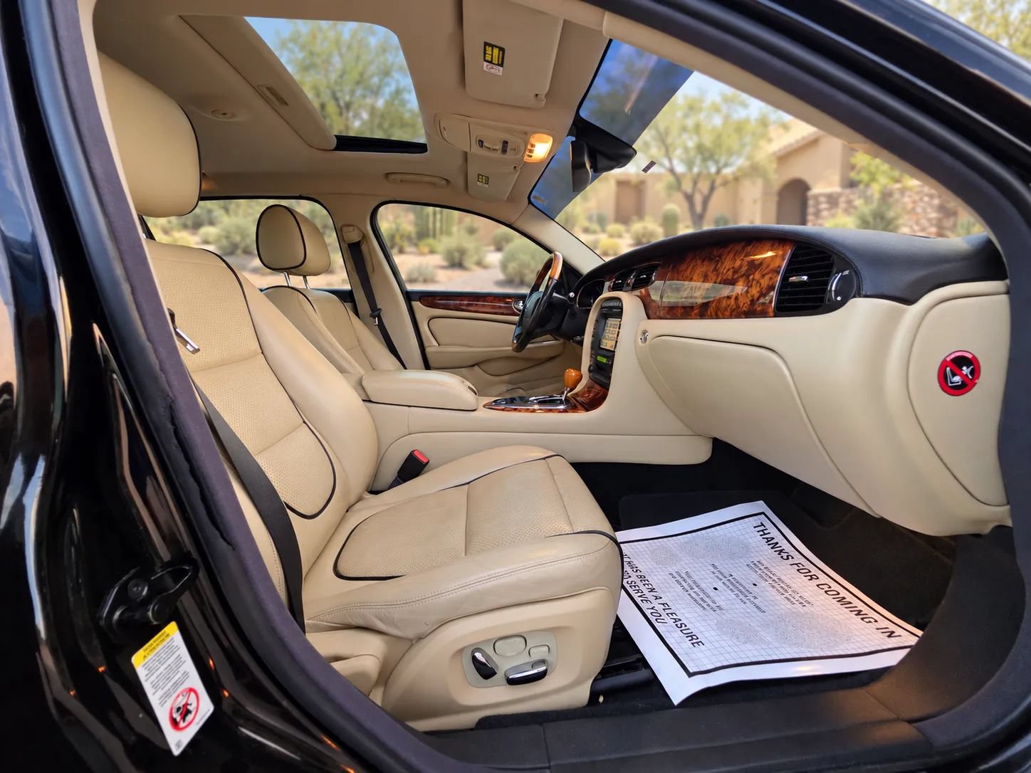 Used 2009 Jaguar XJ8 RWD image 12