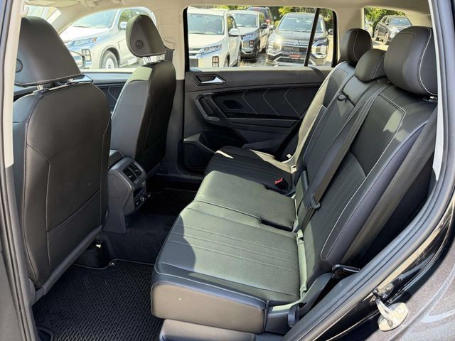 Used 2024 Volkswagen Tiguan Wolfsburg Edition AWD/4WD image 13
