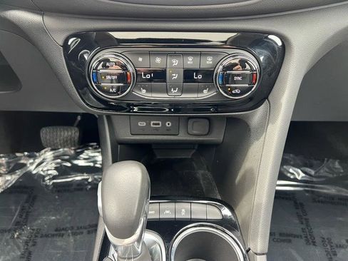 Used 2023 Buick Encore GX Essence w/ Experience Buick Package AWD/4WD image 15