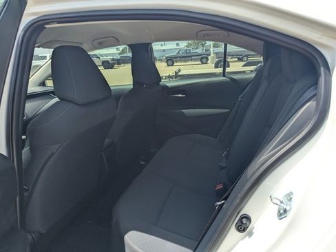 Used 2021 Toyota Corolla LE image 13