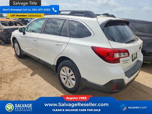 Used 2018 Subaru Outback 2.5i Premium AWD/4WD image 3