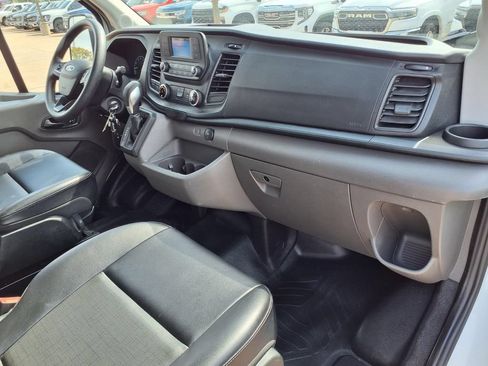 Certified 2024 Ford Transit 250 148 High Roof Extended RWD image 29