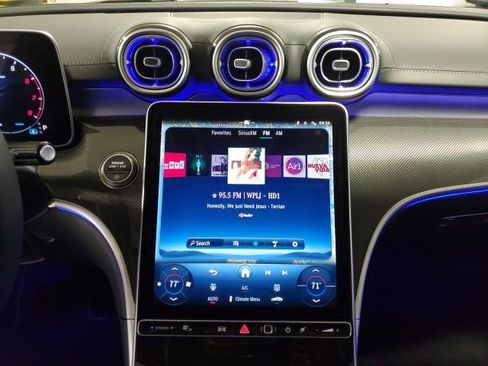 Used 2025 Mercedes-Benz CLE 450 4MATIC Coupe image 19