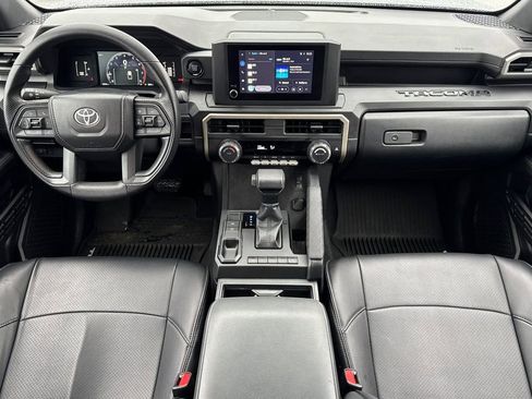 Used 2025 Toyota Tacoma SR image 11