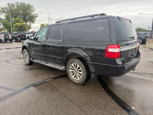 Used 2016 Ford Expedition EL XLT w/ Equipment Group 202A AWD/4WD image 8