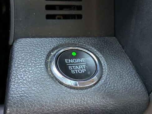 Used 2017 Ford F150 Platinum w/ Equipment Group 701A Luxury image 30