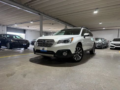 Used 2017 Subaru Outback 3.6R Limited AWD/4WD image 1