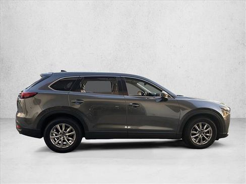 Used 2019 MAZDA CX-9 Touring w/ Touring Premium Package image 4