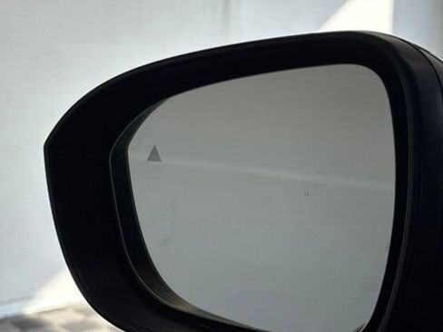 Certified 2023 Nissan Rogue SV FWD image 7
