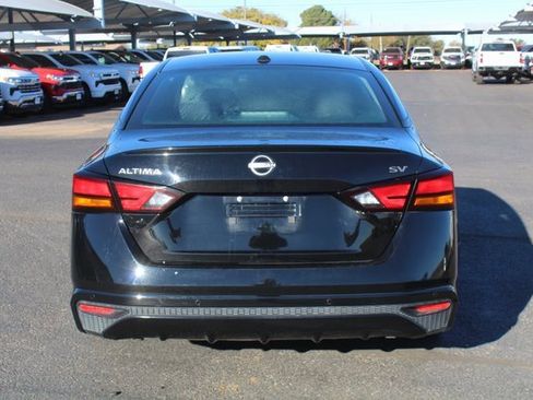 Used 2023 Nissan Altima 2.5 SV image 4