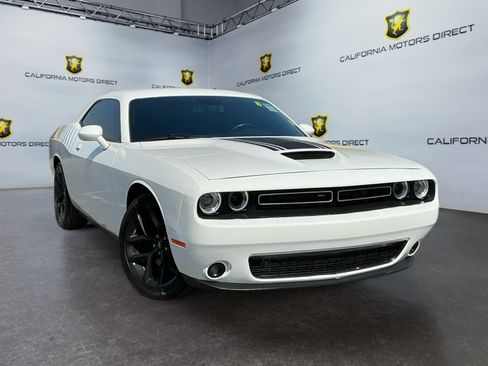 Used 2021 Dodge Challenger GT w/ Blacktop Package RWD image 3