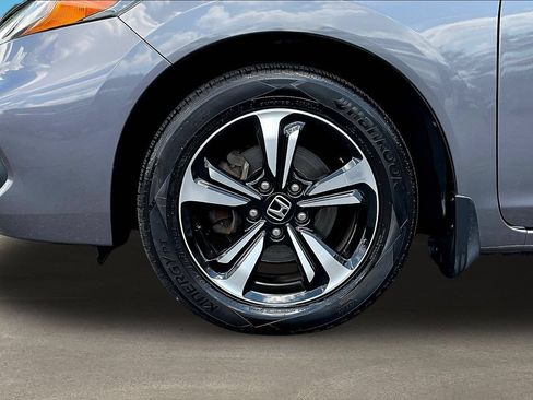 Used 2015 Honda Civic EX image 32