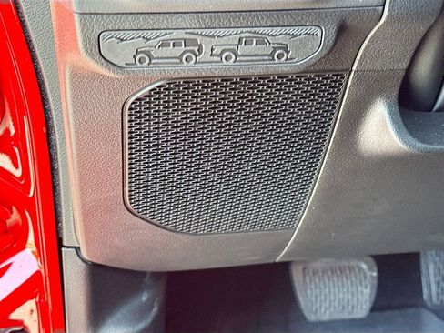 New 2025 Jeep Gladiator Rubicon w/ Convenience Group image 22