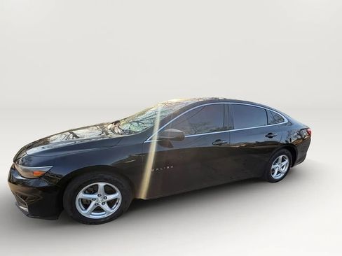 Used 2017 Chevrolet Malibu LS image 5