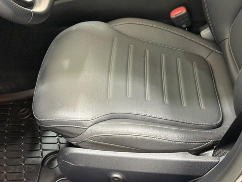 New 2025 Mercedes-Benz C 300 C 300 image 18