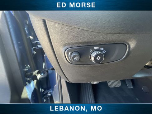 Used 2024 Chevrolet Equinox LT FWD image 17