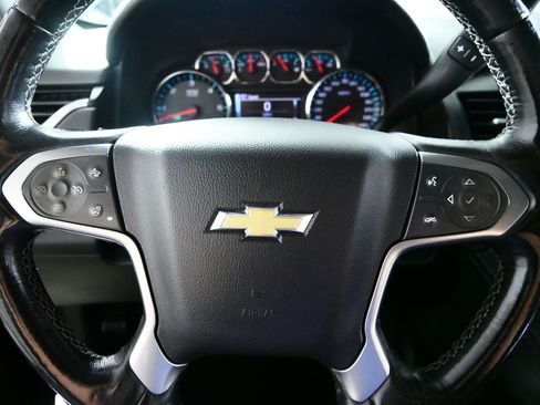 Used 2016 Chevrolet Suburban LT w/ Luxury Package AWD/4WD image 25