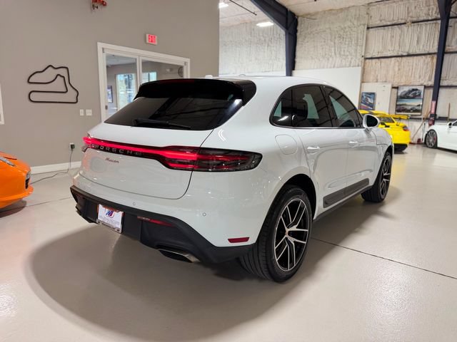 Used 2022 Porsche Macan AWD/4WD image 63