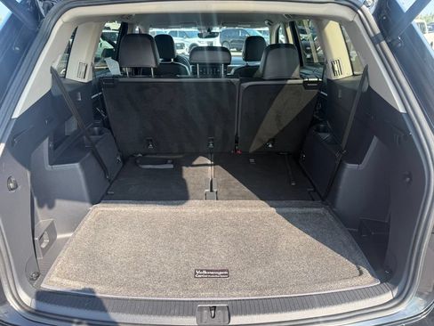 Used 2021 Volkswagen Atlas SE w/ Towing Package AWD/4WD image 11