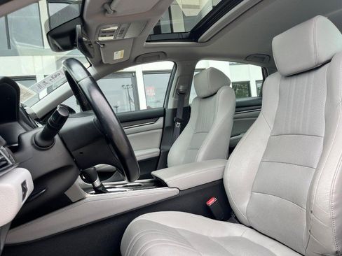 Used 2020 Honda Accord EX-L image 12