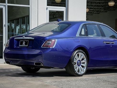 Certified 2023 Rolls-Royce Ghost w/ Ghost Package image 13