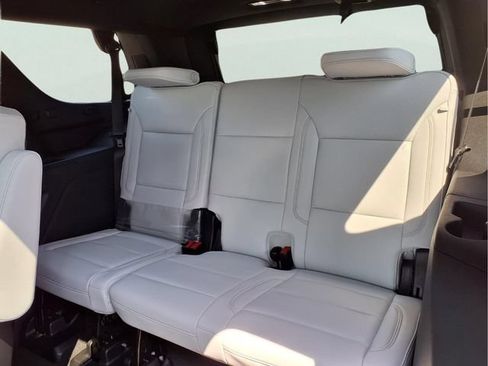 New 2026 Chevrolet Tahoe Premier w/ Sun And Tow Package AWD/4WD image 21