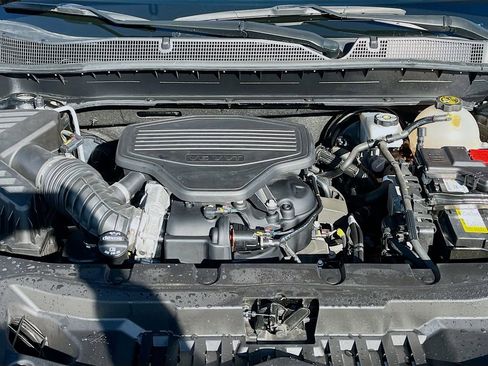 Used 2023 Chevrolet Blazer RS w/ Driver Confidence II Package image 32