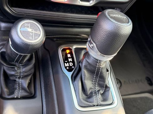 New 2026 Jeep Gladiator Sport AWD/4WD image 17