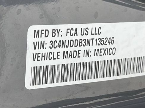 Used 2022 Jeep Compass Trailhawk w/ Trailhawk Elite Group image 37