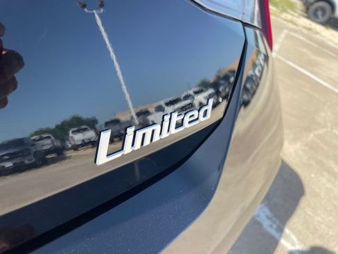 Used 2024 Hyundai Elantra Limited FWD image 20