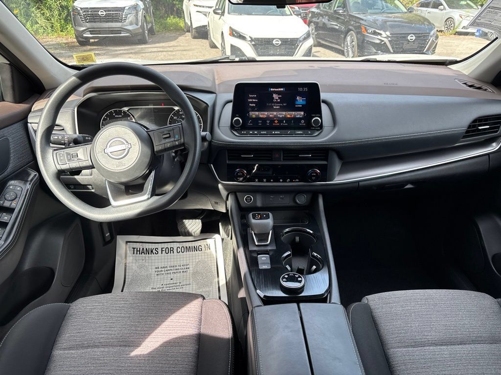 Certified 2023 Nissan Rogue SV AWD/4WD image 16