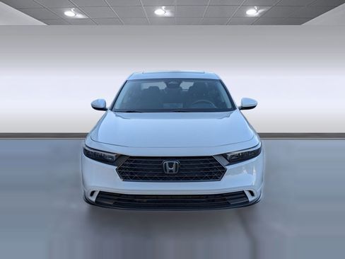 Used 2023 Honda Accord EX image 6