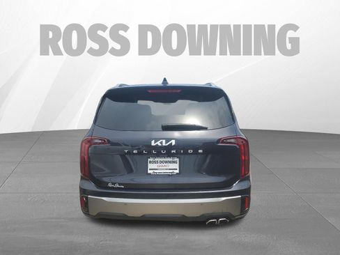 Used 2025 Kia Telluride S FWD image 7