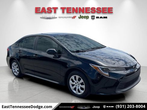 Used 2026 Toyota Corolla LE FWD image 1