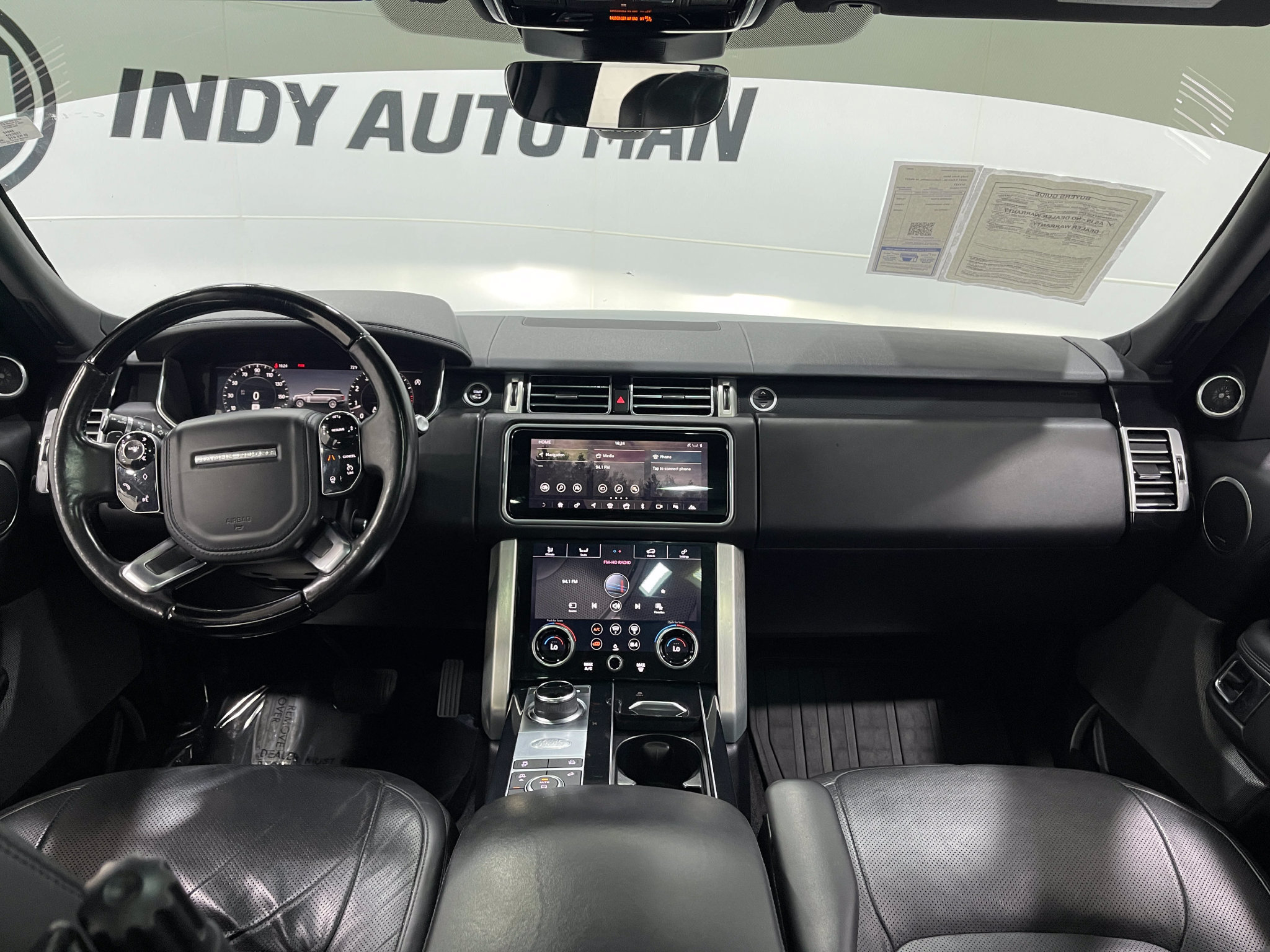 Used 2019 Land Rover Range Rover Supercharged AWD/4WD image 18