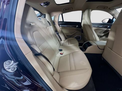 Certified 2023 Porsche Panamera Platinum Edition RWD image 29