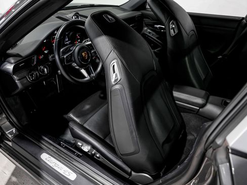 Used 2017 Porsche 911 Targa 4S image 21