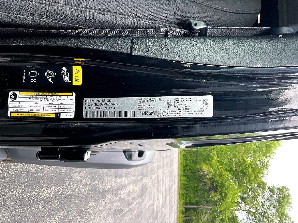 Used 2022 Jeep Wrangler Unlimited Sport AWD/4WD image 35