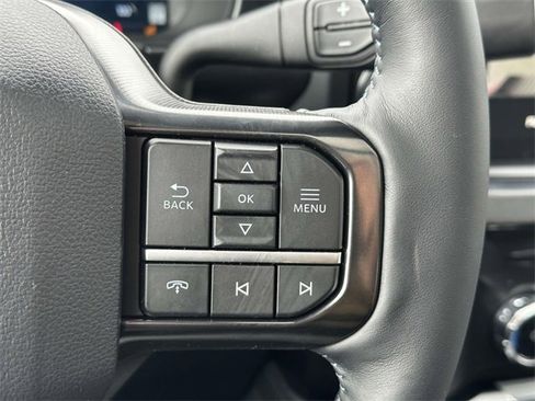 New 2025 Ford F350 Platinum image 17