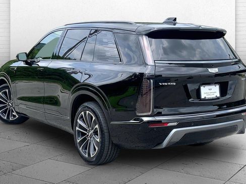 Certified 2026 Cadillac Vistiq Sport AWD/4WD image 11