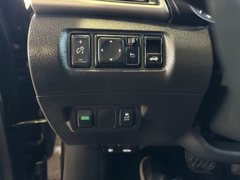 Used 2019 Nissan Sentra SV image 18