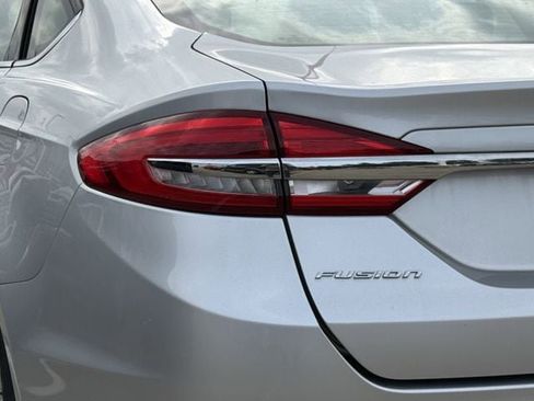 Used 2018 Ford Fusion S FWD image 6