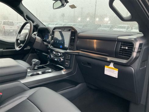 New 2025 Ford F150 Lariat w/ Equipment Group 501A Mid image 11