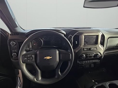 Used 2025 Chevrolet Silverado 2500 W/T w/ WT Convenience Package image 16
