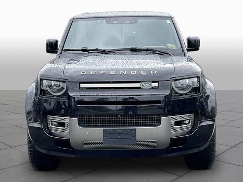 Used 2025 Land Rover Defender 110 X-Dynamic SE AWD/4WD image 3