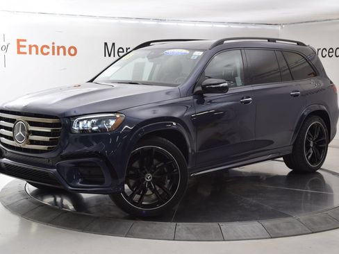 Used 2026 Mercedes-Benz GLS 450 4MATIC image 2