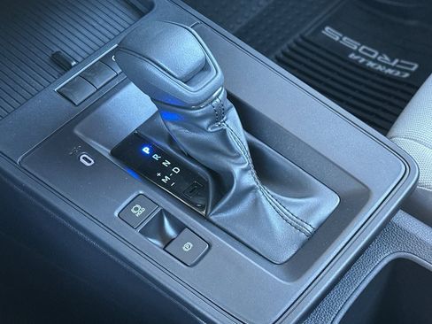 New 2026 Toyota Corolla Cross L image 25