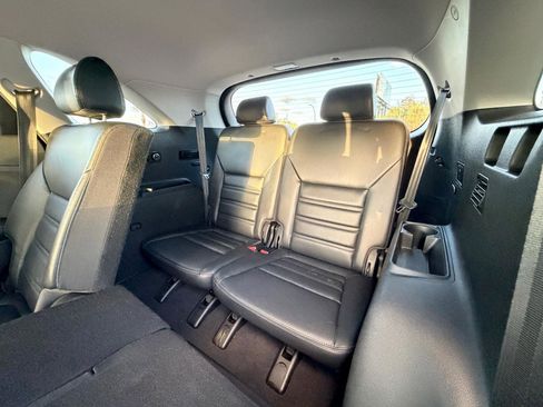 Used 2019 Kia Sorento EX image 9