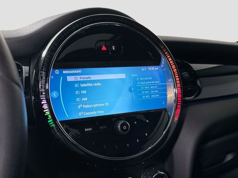 Used 2023 MINI Cooper S image 21