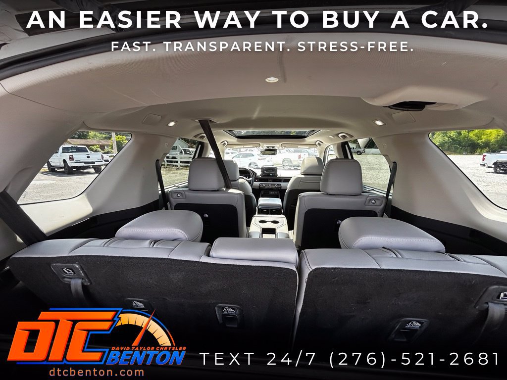 Used 2023 Honda Pilot Elite image 25